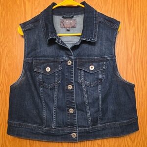 torrid jean vest size 2